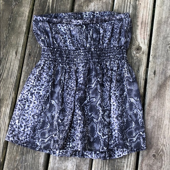 Charlotte Russe Strapless Snake print Halter Top - Picture 5 of 6